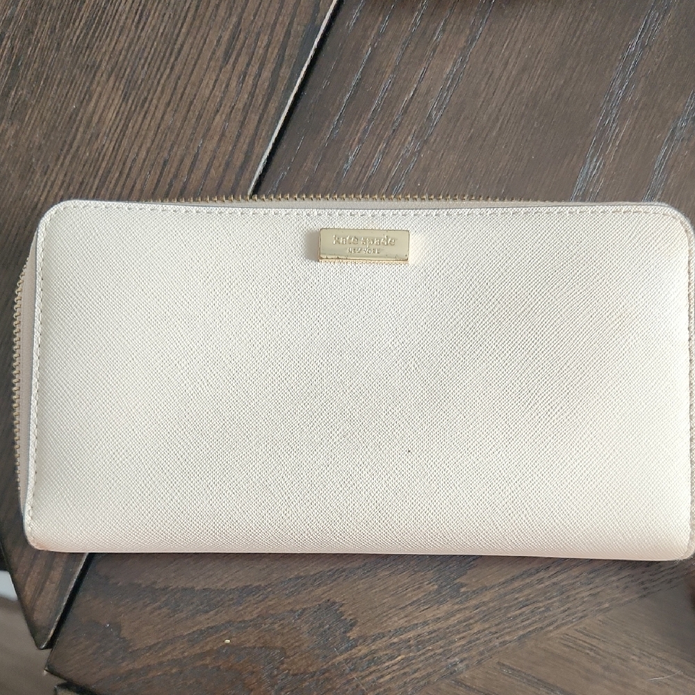 Kate Spade Ivory Zip-Around Wallet